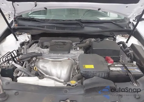 2015 Toyota Camry Le z USA, uszkodzony, nr VIN 4T4BF1FK4FR489253